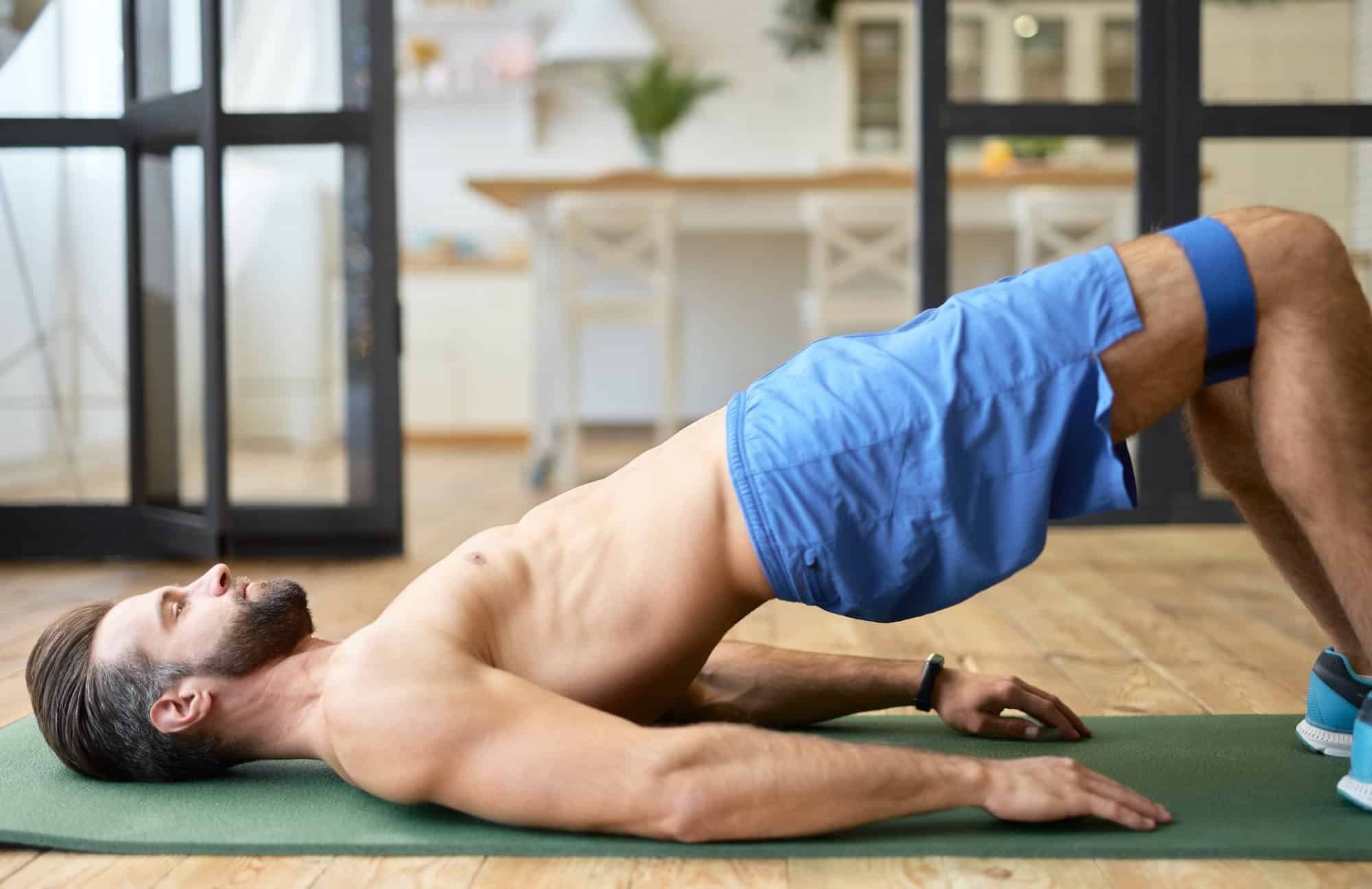 Les deux meilleurs exercices abdominaux selon des experts de la Harvard School of Health