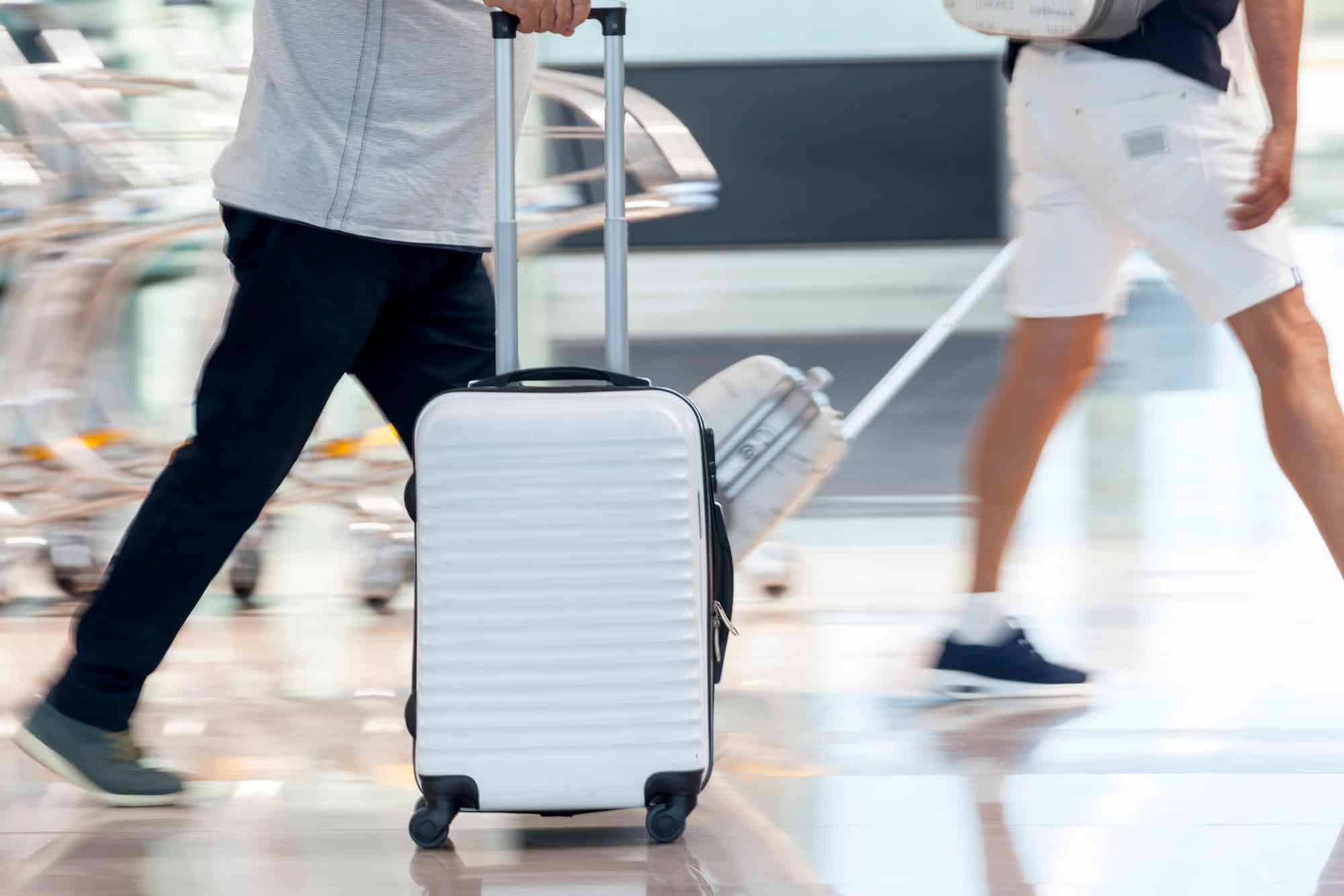 Découvrez le stratagème d'une voyageuse pour éviter les frais de bagages...