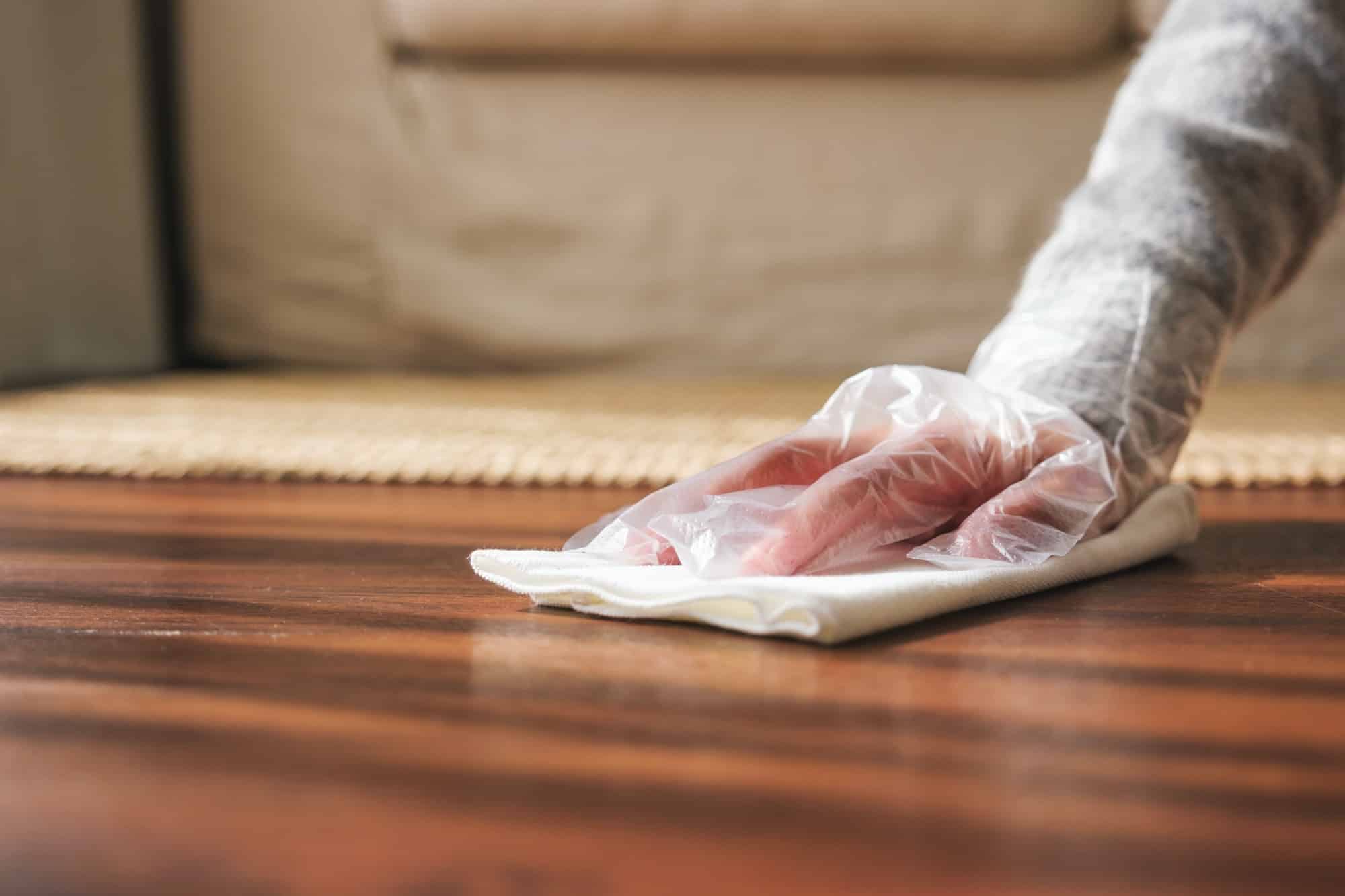 Vous détruisez sûrement votre parquet sans le savoir : voici comment l'éviter !