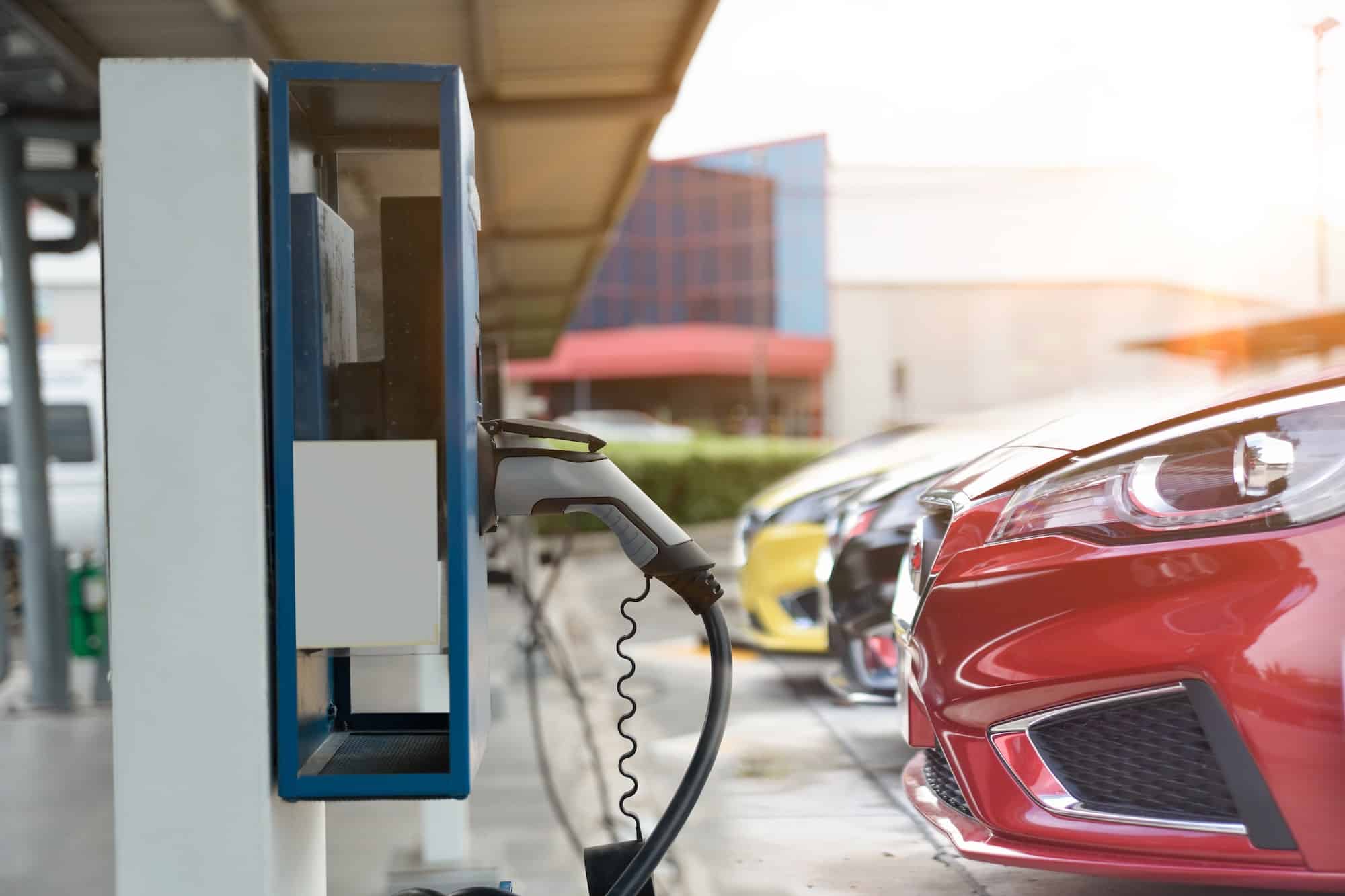La révolution des voitures électriques chamboule le marché du pétrole