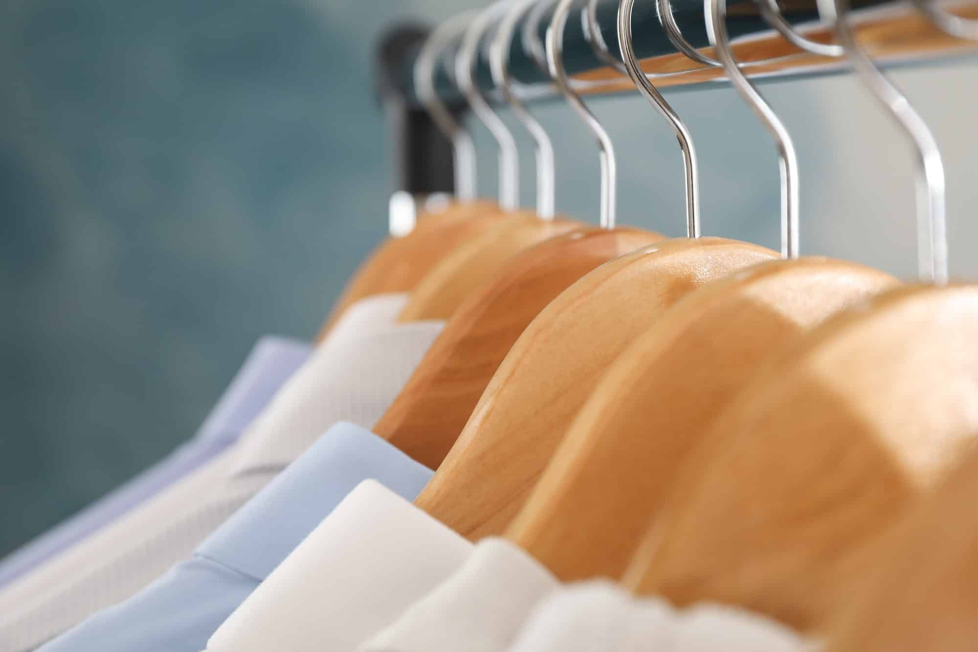 Le secret derrière la tendance des cintres inversés