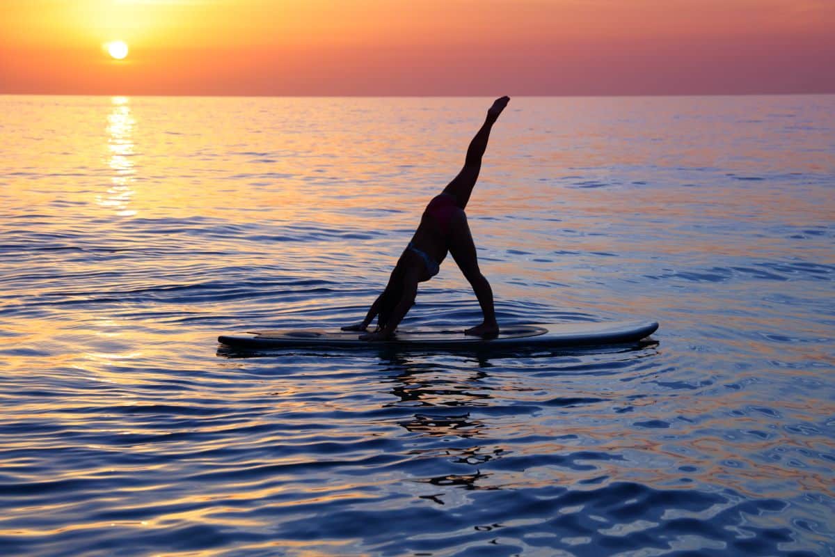 paddle yoga