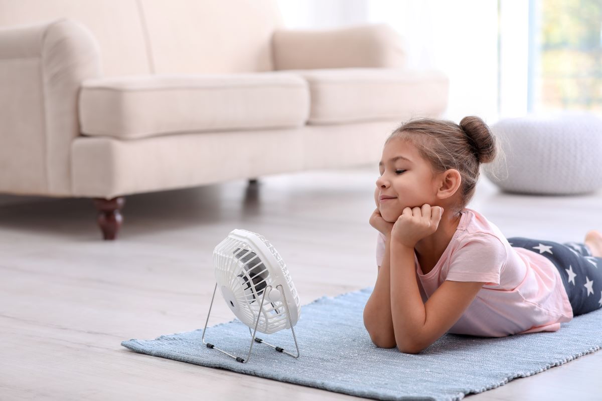canicule ventilateur enfant