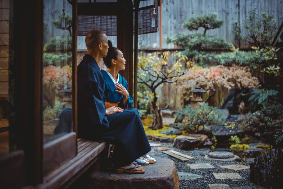 couple seniors japon zen